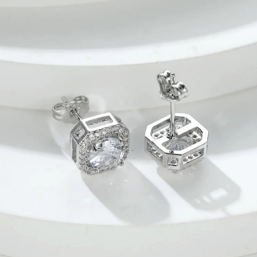 3/$25 💖 CZ Stud Halo Earrings - Picture 4 of 6